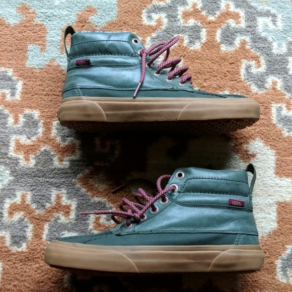 vans all weather boots